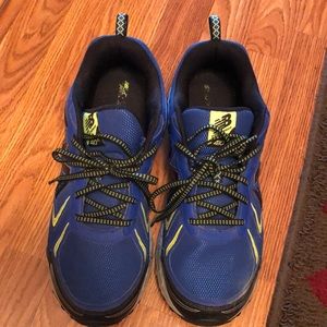 New Balance Men’s Size 13 4E